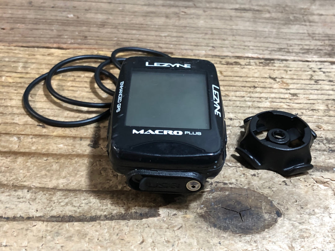 KK458 レザイン LEZYNE MACRO PLUS サイクルコンピューター 黒