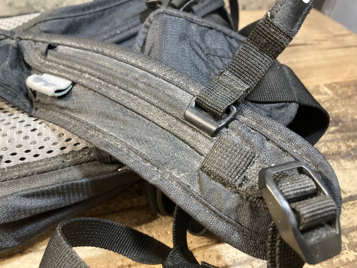 KC852 ドイター deuter COMPAC 6 リュックサック バックパック ※たばこ臭