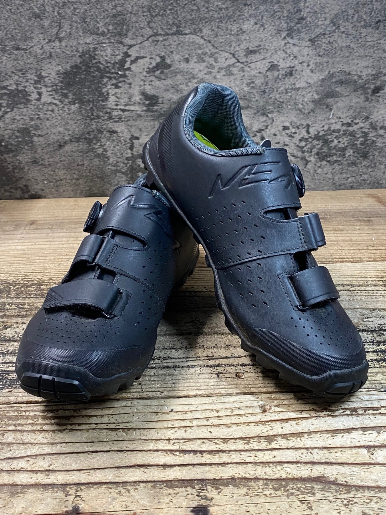 JW559 シマノ SHIMANO NE4 SHME400M L01 S ビンディングシューズ 2穴