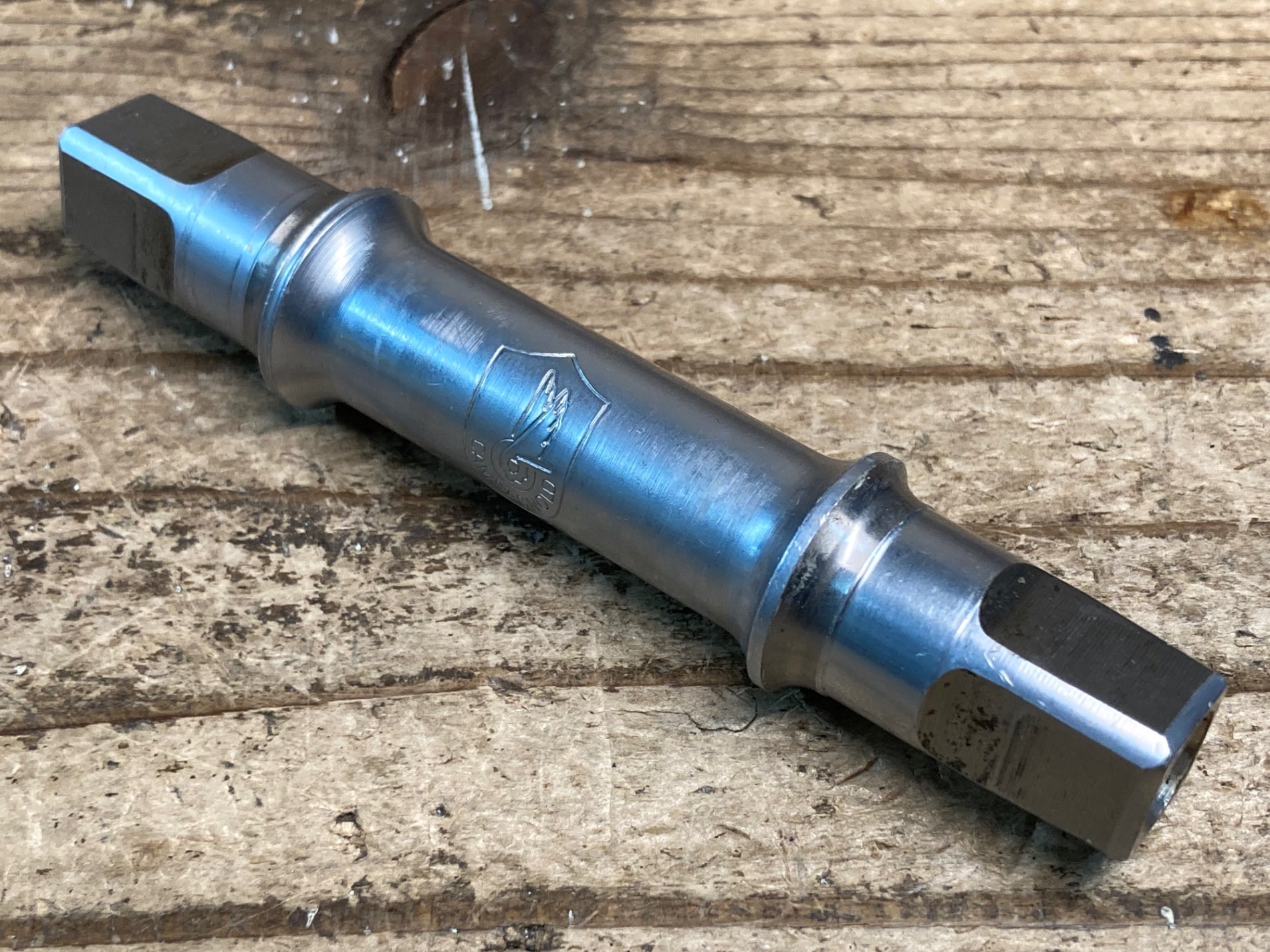 JH346 カンパニョーロ CAMPAGNOLO レコード RECORD BB ITA 軸長111mm