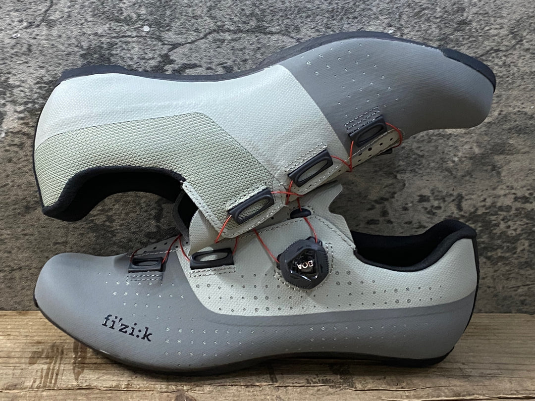 KK389 フィジーク fizik TEMPO OVERCURVE R4 SHOES ビンディングシューズ 3穴 グレー EU42