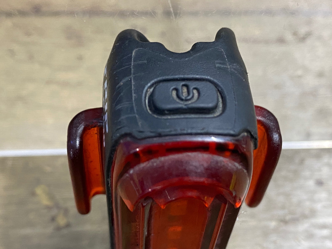 KR420 レザイン LEZYNE STRIP REAR150 テールライト 点灯確認済み