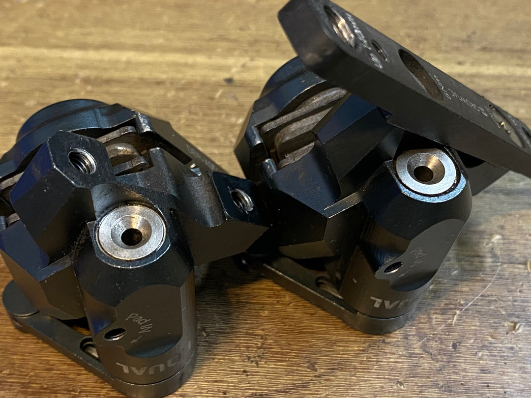 JR569 グロータック GROWTAC EQUAL ディスクブレーキ キャリパー フラットマウント 機械式