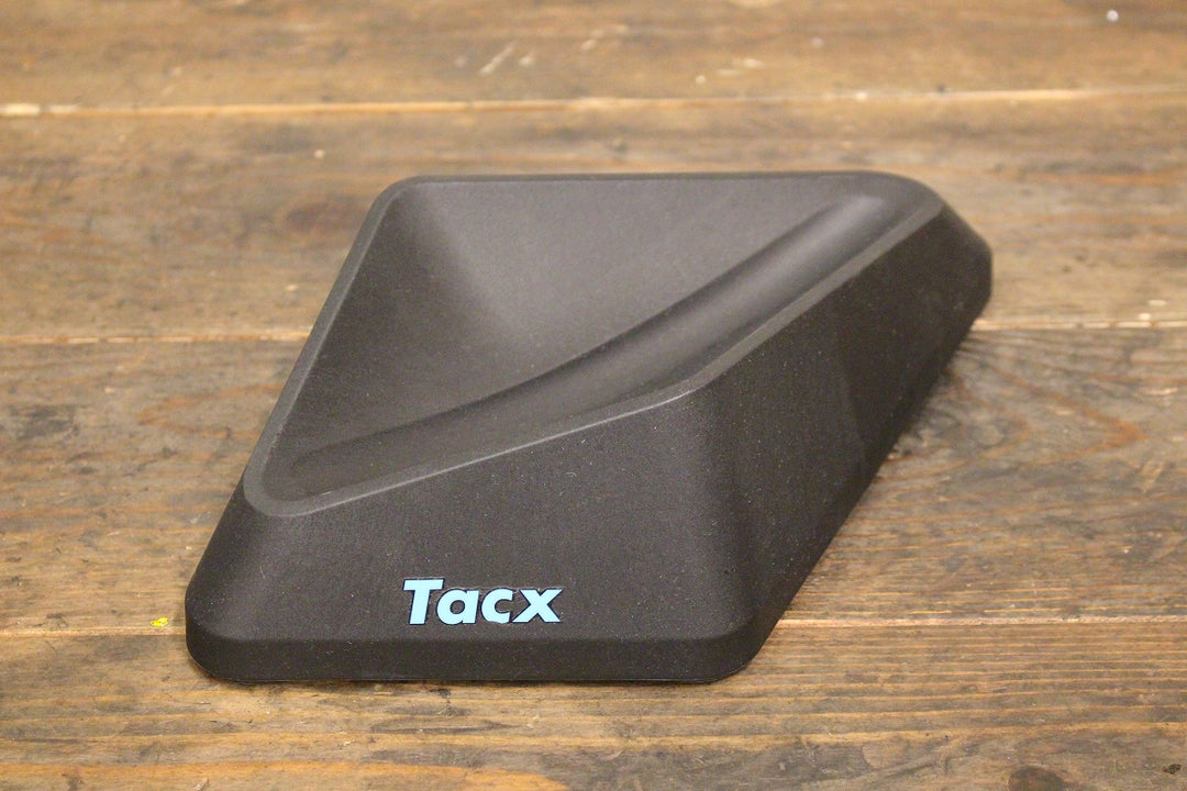 タックス Tacx ネオ2スマート NEO2 SMART ダイレクトドライブ スマートトレーナー ローラー台 接続確認済 Zwift対応 室内トレーニング 【福岡店】