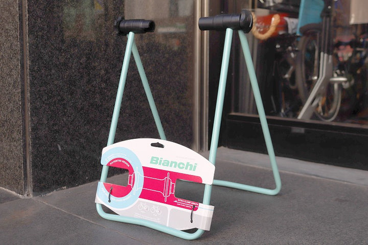 ビアンキ Bianchi ディスプレイスタンドA 700C対応 バイクスタンド 【東京南麻布店】