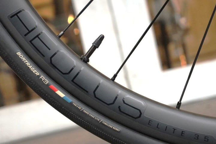 ボントレガー BONTRAGER アイオロス エリート AEOLUS ELITE 35 カーボン チューブレス ホイールセット シマノ11S ワイドリム 【横浜店】