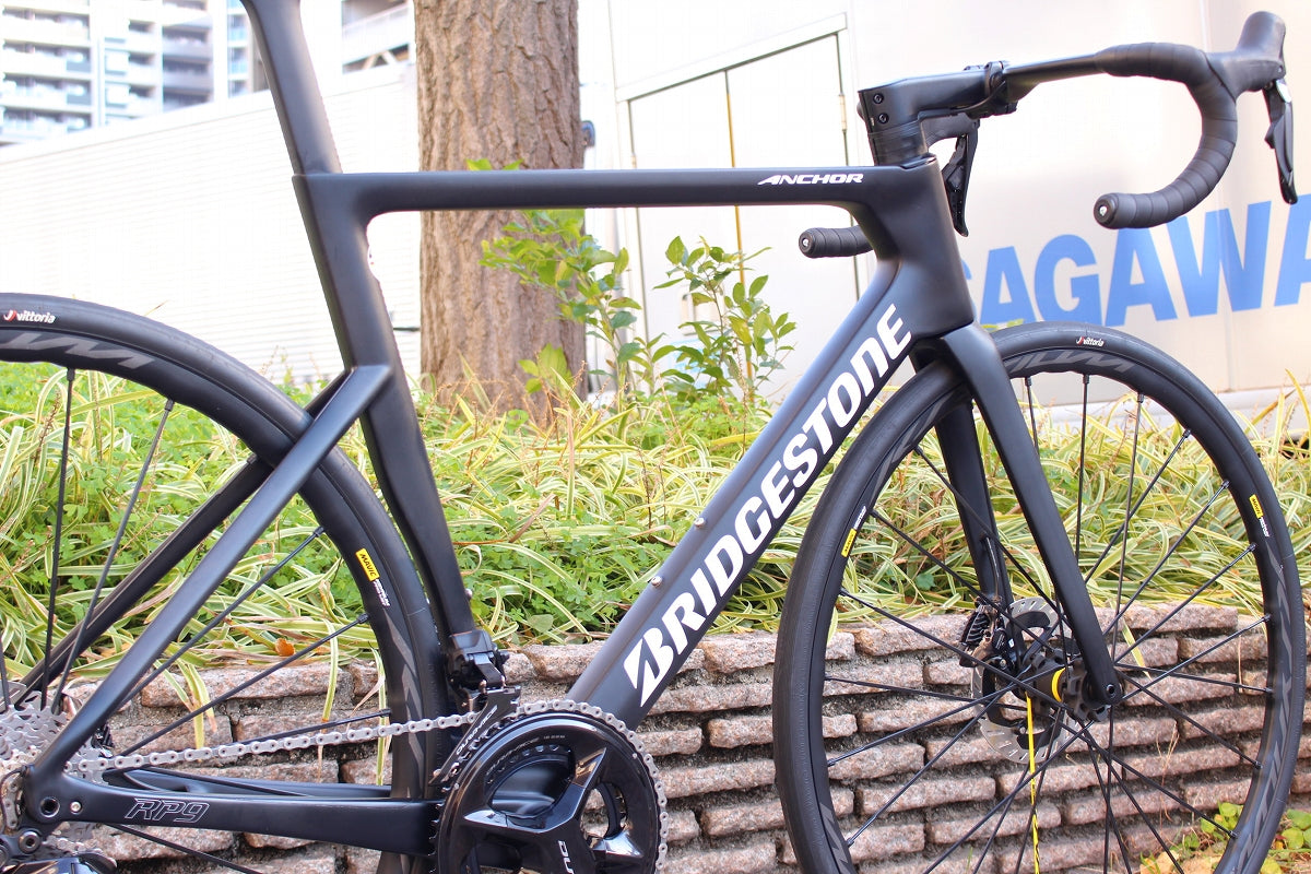 ブリヂストン BRIDGESTONE RP9 DISC 2023モデル 530サイズ シマノ デュラエース Di2 R9270 12S カー –  BICI AMORE ONLINE STORE