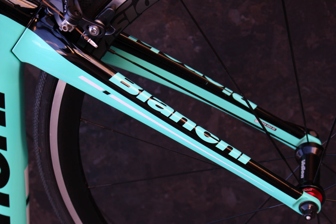 年末セール! ビアンキ BIANCHI アリア ARIA 2019モデル 53サイズ シマノ アルテグラ R8000 11S カーボン ロードバイク【福岡店】