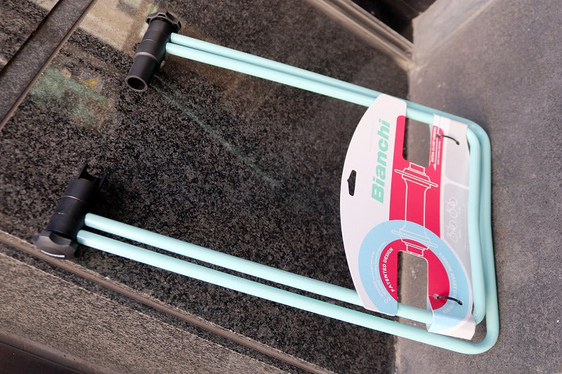 ビアンキ Bianchi ディスプレイスタンドA 700C対応 バイクスタンド 【東京南麻布店】