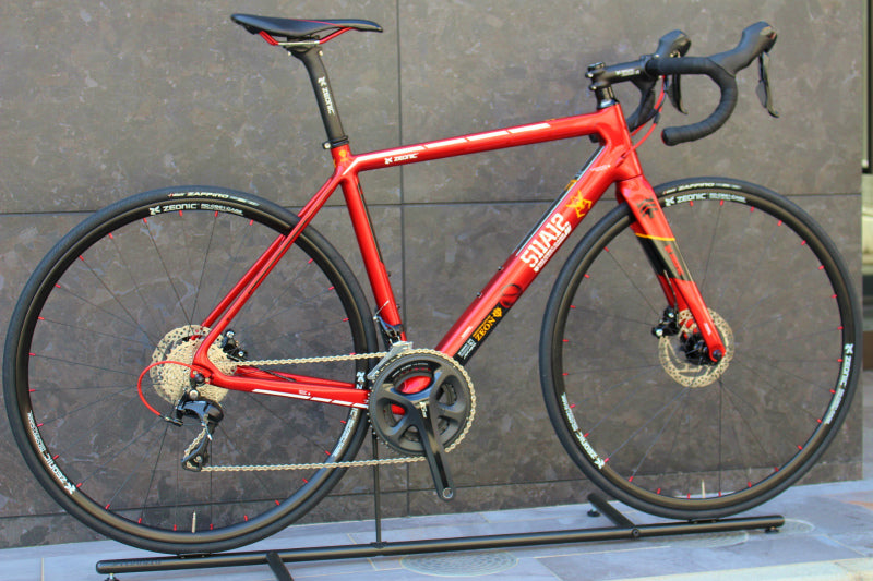 シャア専用ロードバイク シマノ 2017モデル 530サイズ シマノ 105 5800