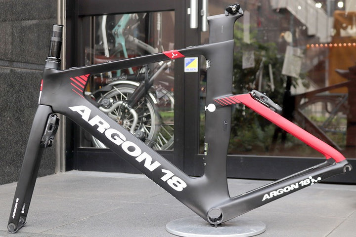 アルゴン18 ARGON18 E-117 Tri 2019 Mサイズ カーボン タイムトライアルバイク トライアスロンバイク フレームセット 【東京南麻布店】