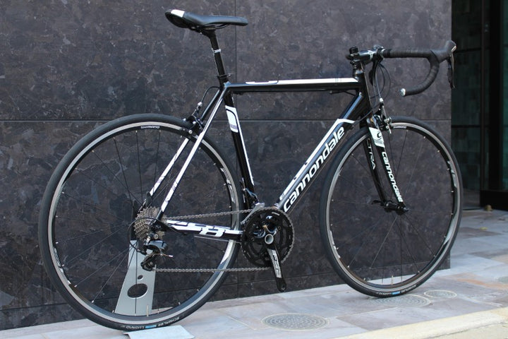 キャノンデール CANNONDALE キャド CAAD8 2015モデル 54サイズ シマノ 105 5800 11S アルミ ロードバイク 【福岡店】