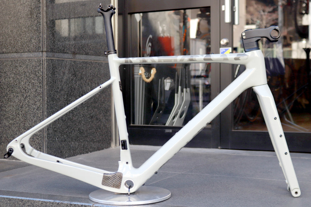 ApgtBfCMyl4yp4Af6087tFKbHOITFG