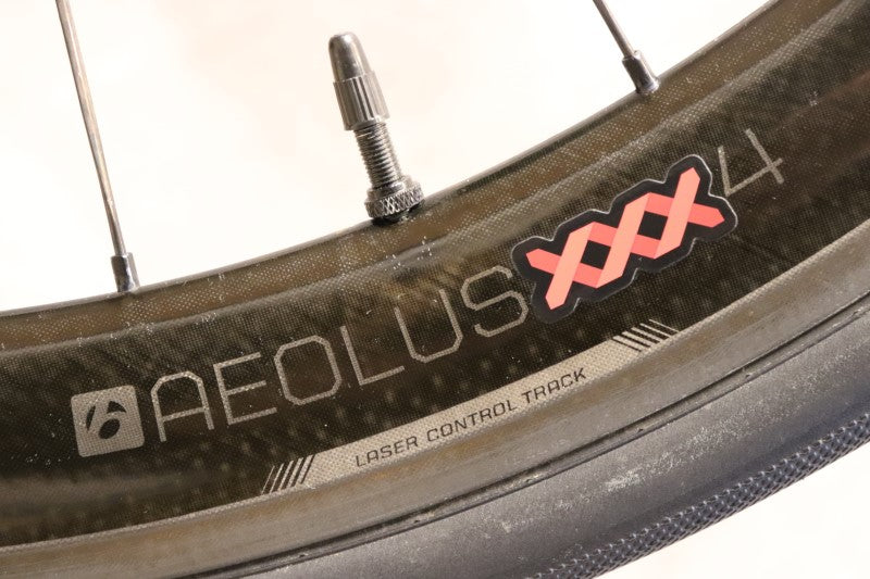 ボントレガー BONTRAGER アイオロス AEOLUS XXX4 カーボン チューブレスレディ ホイールセット シマノ11S 21C 【さいたま浦和店】