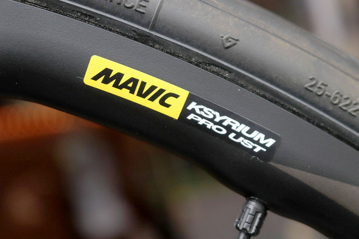 マヴィック MAVIC キシリウムプロ ディスク KSYRIUM PRO UST DISC アルミ チューブレス ホイールセット シマノ12 –  BICI AMORE ONLINE STORE