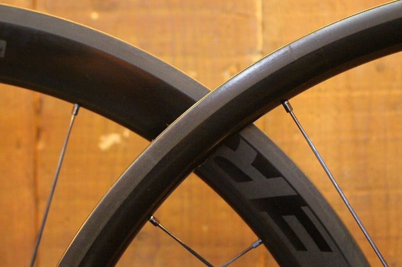 ボントレガー BONTRAGER アイオロス AEOLUS XXX2 ＆ XXX4 TLR カーボン チューブレスレディ ホイールセット シマノ11S 21C 【芦屋店】