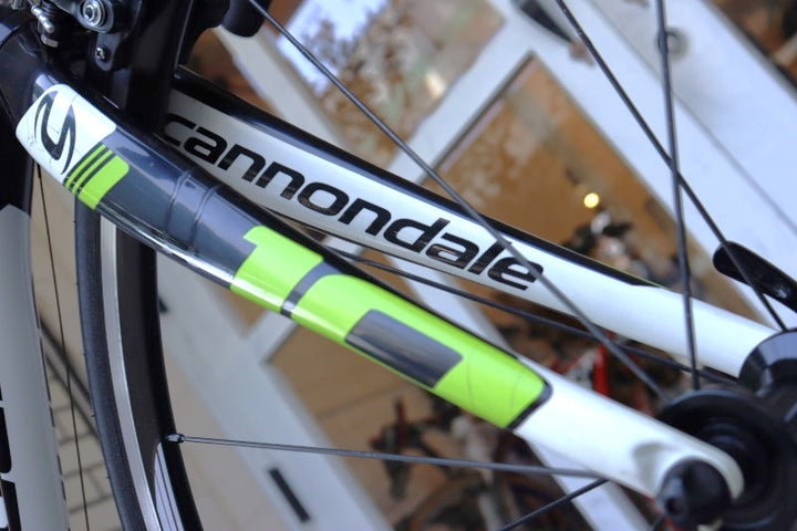 キャノンデール Cannondale キャド CAAD10 2015モデル 44サイズ シマノ 105 5800 MIX 11S アルミ ロードバイク 【横浜店】