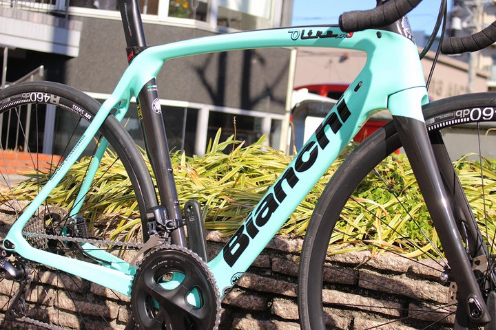 美車！BIANCHI OLTRE XR3 DISC カーボン ロードバイク【名古屋店】