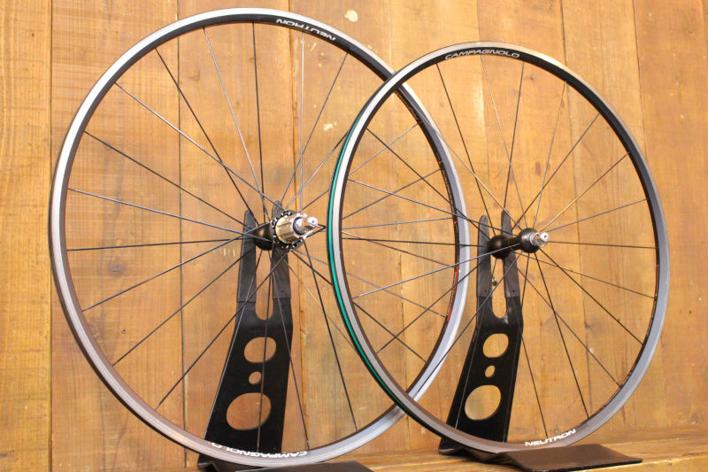 カンパニョーロ CAMPAGNOLO ニュートロン NEUTRON クリンチャー ホイールセット カンパ 11S ナローリム 15C【芦屋店】