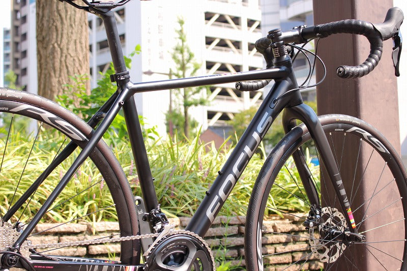 フォーカス FOCUS マレス MARES 6.8 DISC 2019年モデル XSサイズ シマノ 105 R7020 11S アルミ シク –  BICI AMORE ONLINE STORE