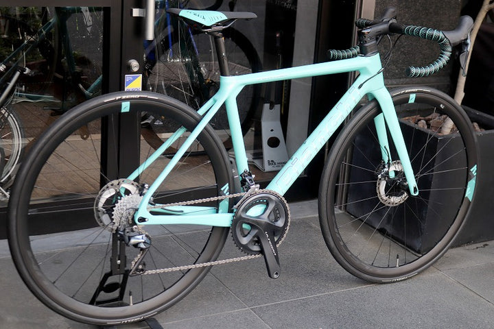 ビアンキ Bianchi スペシャリッシマ ディスク SPECIALISSIMA DISC 2022 50サイズ アルテグラ 11S カーボン ロードバイク 【東京南麻布店】