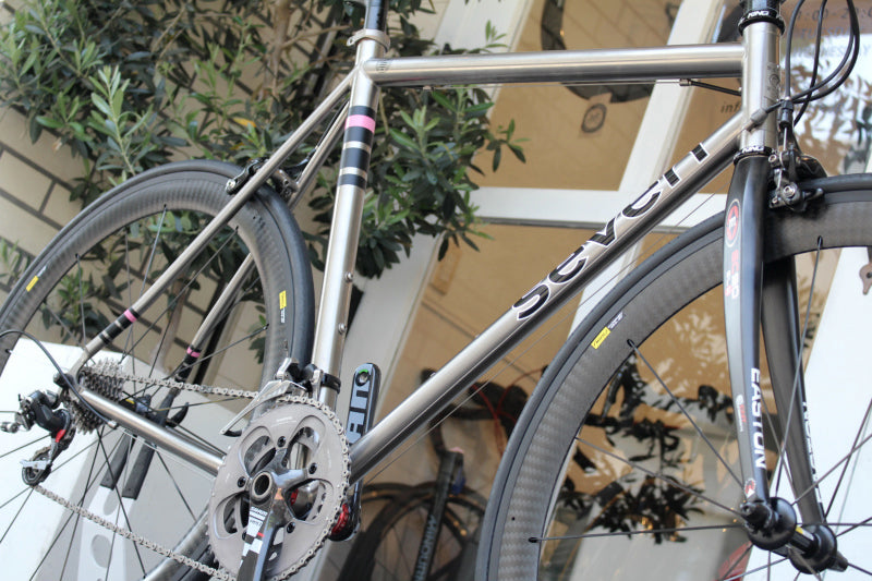 seven cycles ã¢ã¯ã·ãªã Axiom ã¹ã©ã SRAM Red 10S ãã´ã£ã㯠MAVIC ã³ã¹ãã㯠COSMIC SLE â BICI AMORE ONLINE STORE