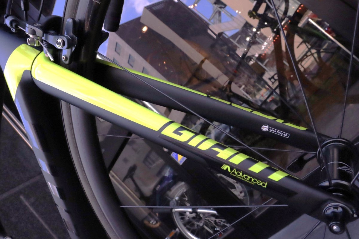 ジャイアント TCR ADVANCED PRO 1 2017年モデル　M ジャイアント TCR ADVANCED PRO 1 2017年モデルM