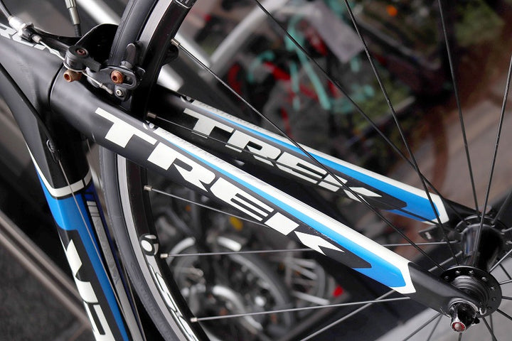 トレック TREK マドン MADONE 4.5 2011 52サイズ シマノ 105 5700 10S カーボン ロードバイク 【東京南麻布店】