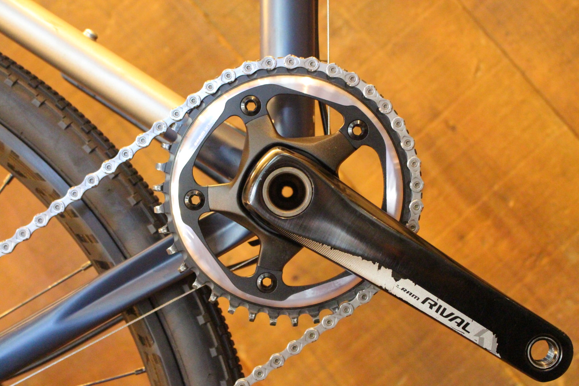 ブリーザーバイクス BREEZER BIKES インヴァージョン チーム INVERSION