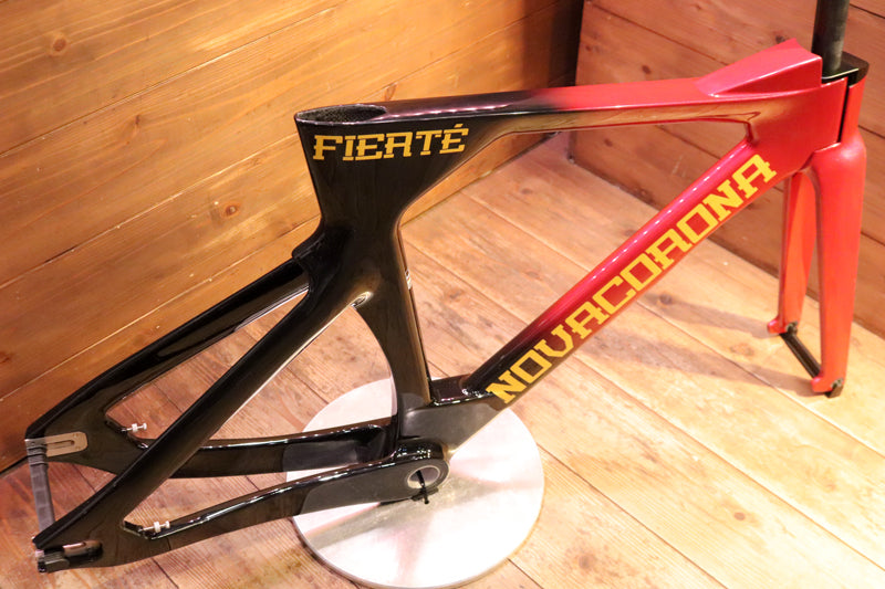 ノバコローナ NOVACORONA フィエルテ Fierte Sサイズ レッド 2023