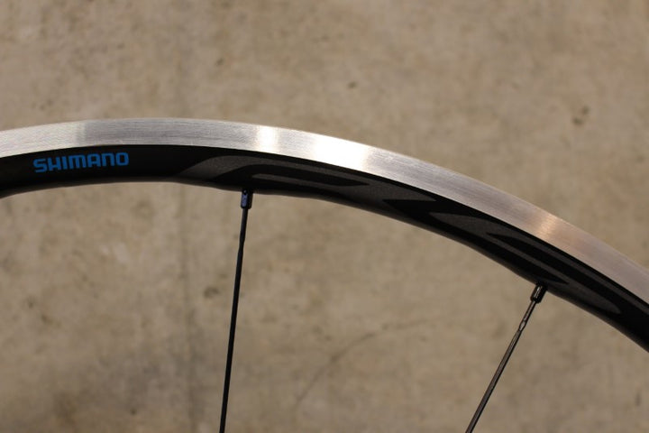 シマノ SHIMANO WH-RS700 C30 TL シマノ12/11S アルミ チューブレスレディ ホイールセット ナローリム 15C 【福岡店】