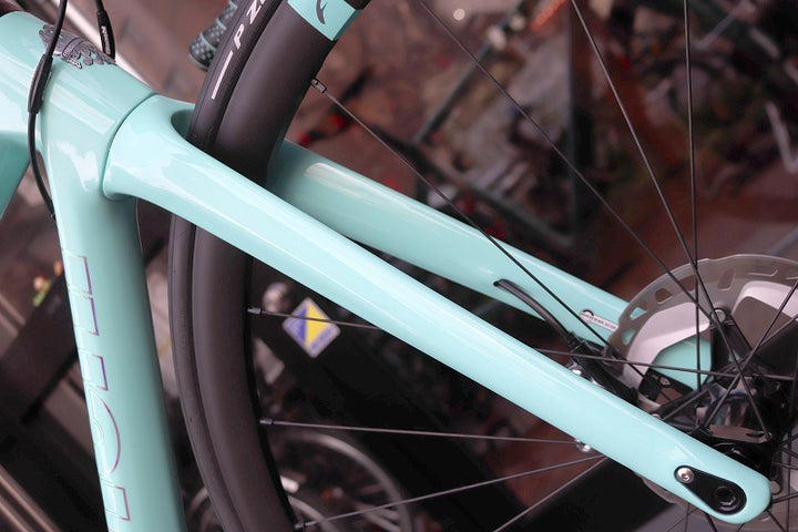 ビアンキ Bianchi スペシャリッシマ ディスク SPECIALISSIMA DISC 2022 50サイズ アルテグラ 11S カーボン ロードバイク 【東京南麻布店】