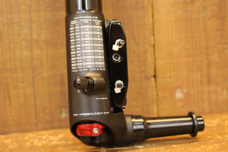 Lefty Oliver 倒立 サスペンションフォーク キャノンデール グラベル専用片持ちサスフォーク Lefty Oliverを