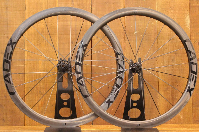 カデックス CADEX 42 ディスク DISC TUBELESS カーボン チューブレス