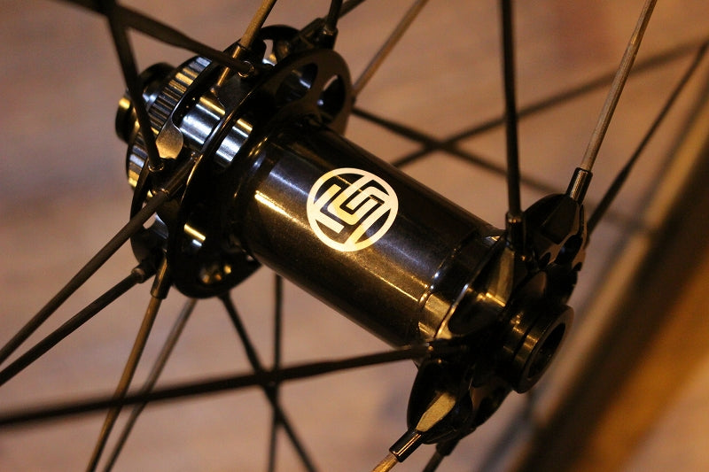 美品！ ウィンスペース WINSPACE ルン ハイパー LUN HYPER 50 DISC カーボン チューブレス ホイールセット シマノ 11S【名古屋店】