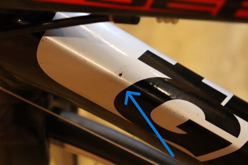 GIANT DEFY2 2013年モデルフレーム