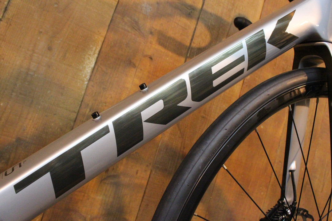 トレック TREK エモンダ Emonda SL5 DISC 2021 56サイズ 105 R7020 MIX 11S カーボン ロードバイク 4iiii パワメーター付【芦屋店】