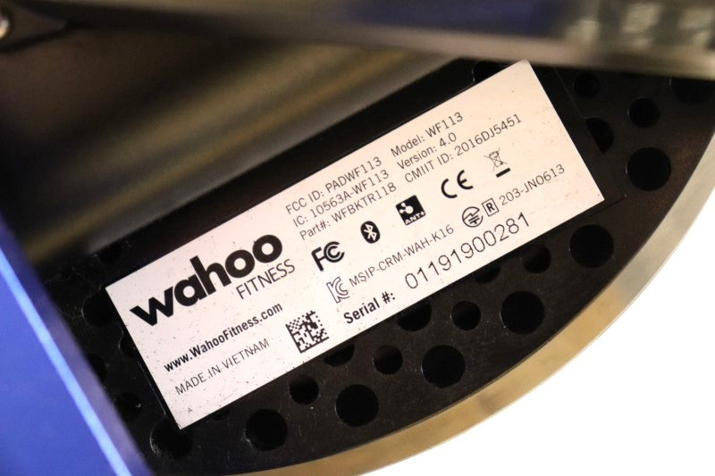 ワフー WAHOO キッカー KICKR V4 ダイレクトドライブ スマートトレーナー 接続確認済 AXIS FEET付属 【さいたま浦和店】