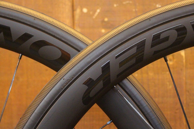 ボントレガー BONTRAGER アイオロス AEOLUS PRO 37 DISC カーボン チューブレスレディ ホイールセット シマノ 11S 21C 【芦屋店】