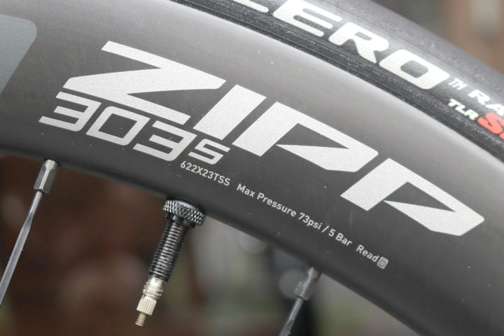 ジップ ZIPP 303S カーボン チューブレスレディ ディスク ホイールセット シマノ12/11S ワイドリム 23C 【東京南麻布店】