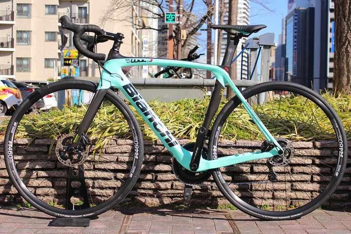 美車！BIANCHI OLTRE XR3 DISC カーボン ロードバイク【名古屋店】