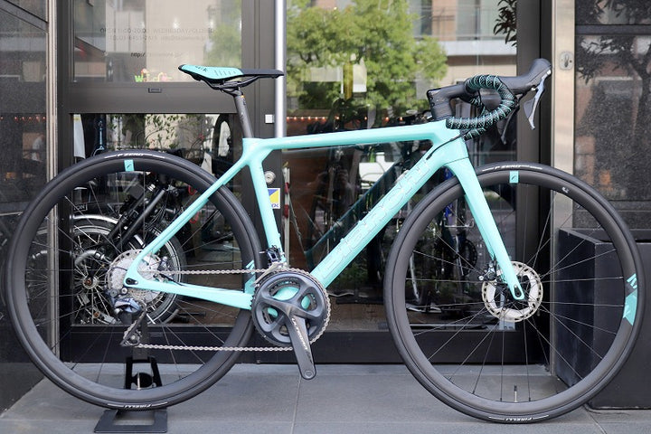 ビアンキ Bianchi スペシャリッシマ ディスク SPECIALISSIMA DISC 2022 50サイズ アルテグラ 11S カーボン ロードバイク 【東京南麻布店】