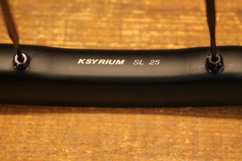 マヴィック MAVIC キシリウム KSYRIUM SL 25 UST DISC アルミ チューブレスレディ ホイールセット シマノ 11S 19C 【芦屋店】