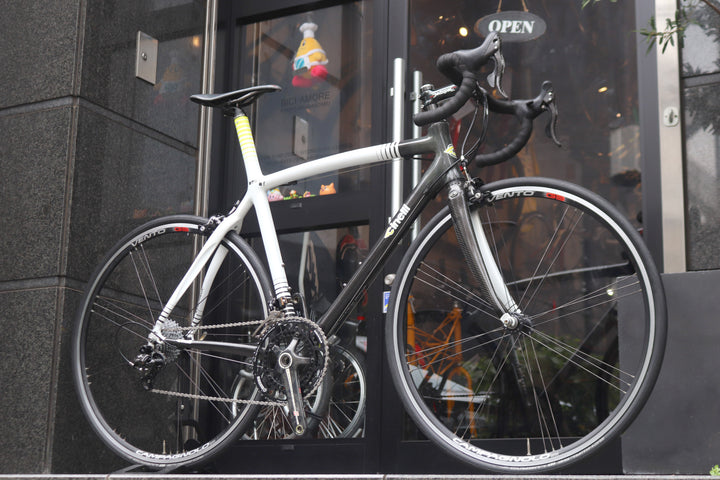 チネリ CINELLI ベストオブ BEST OF 2008モデル カンパニョーロ コーラスMIX 11S カーボン ロードバイク 【東京南麻布店】