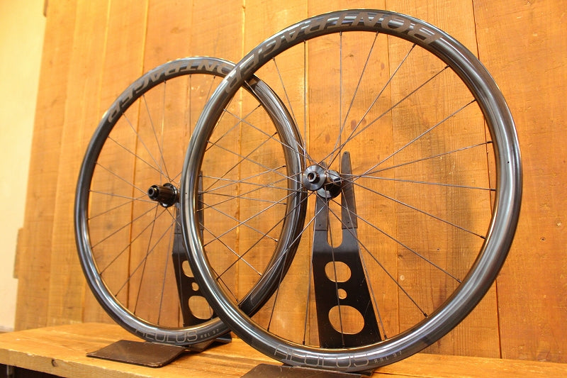 ボントレガー BONTRAGER アイオロス AEOLUS RSL 37 TLR DISC カーボン チューブレスレディ ホイールセット シマノ11s ワイドリム 【芦屋店】