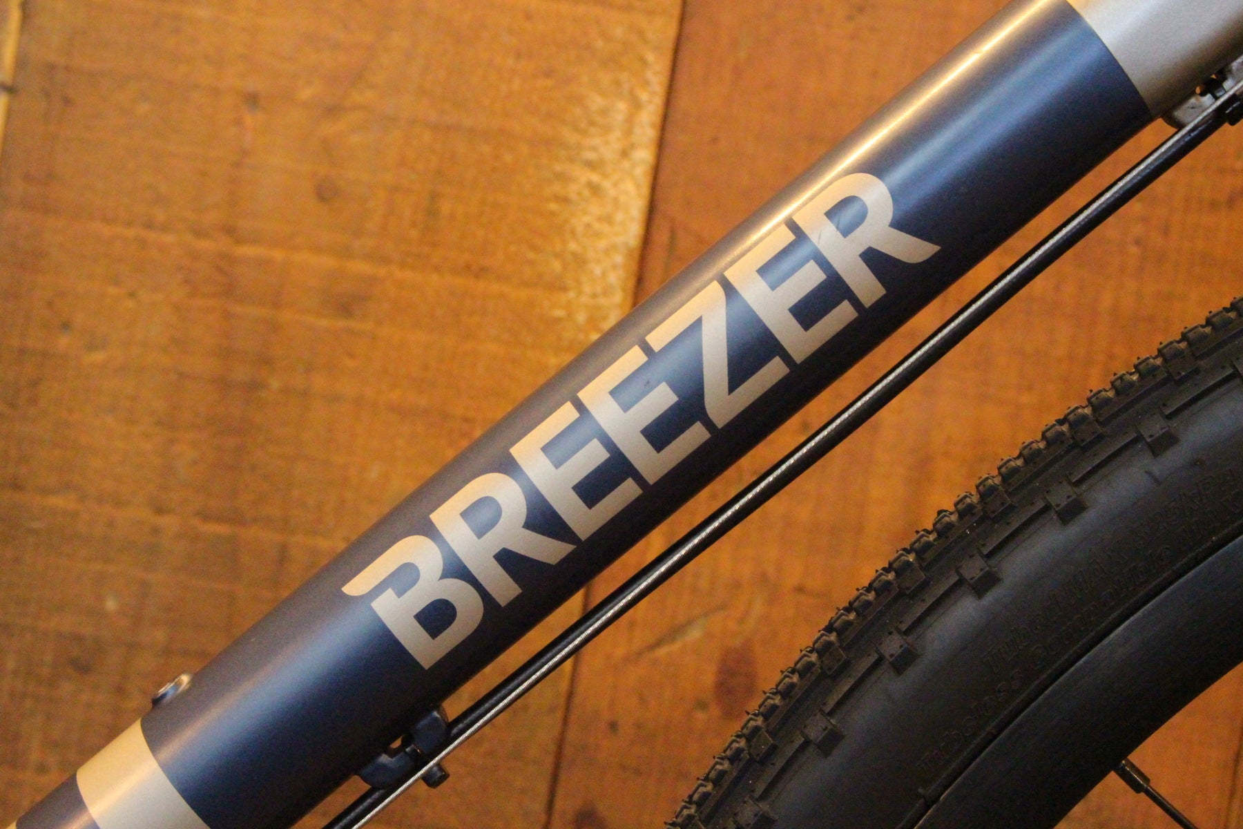 ブリーザーバイクス BREEZER BIKES インヴァージョン チーム INVERSION