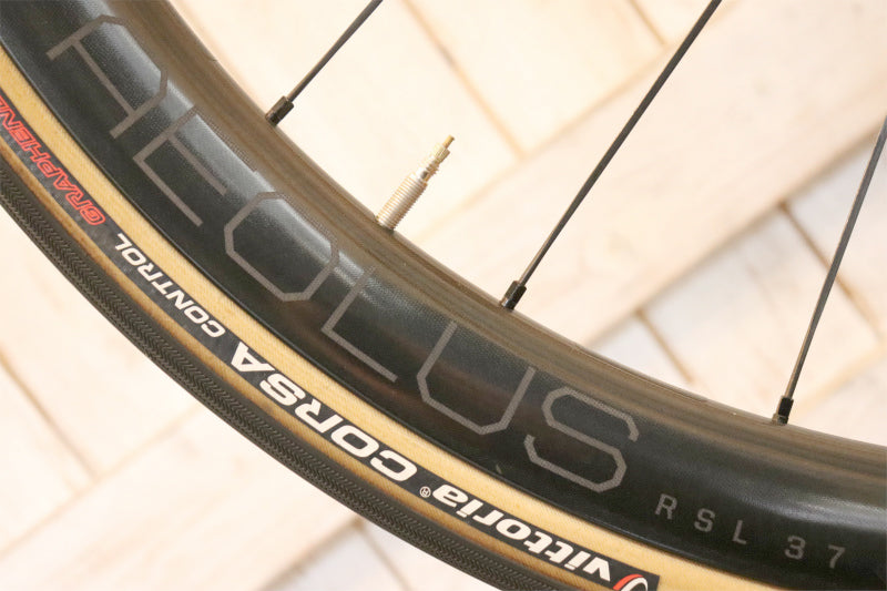 ボントレガー Bontrager アイオロス Aeolus RSL 37 TLR Disc カーボンチューブレスレディ ホイールセット シマノ11s ワイドリム【横浜店】