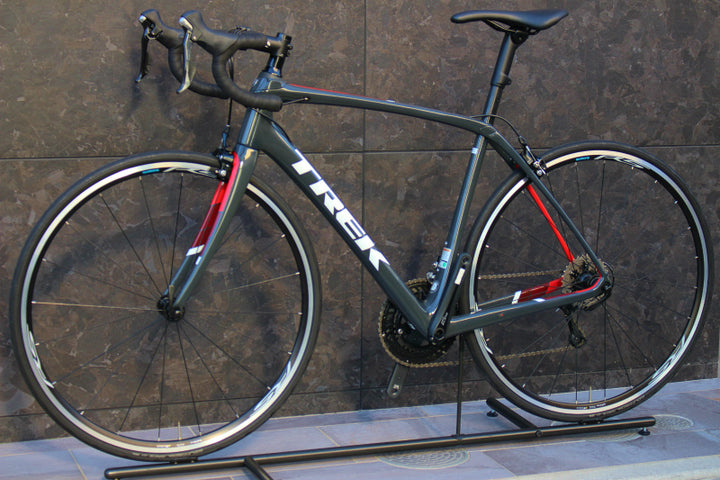 【ロングライドにオススメ！】トレック TREK ドマーネ DOMANE SL5 2018年 54サイズ シマノ 105 11S カーボン ロードバイク【福岡店】